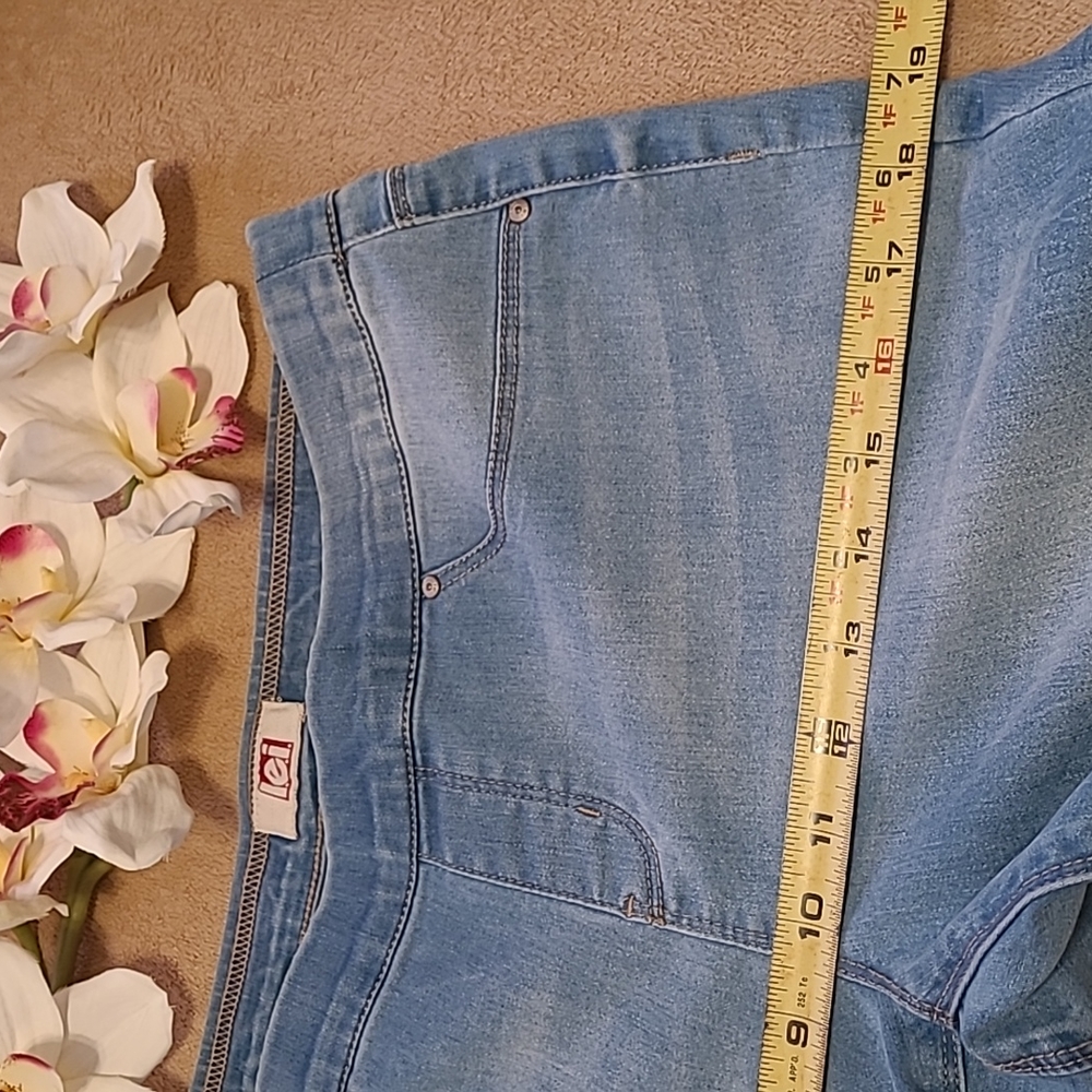 Cropped Jeggings - Picture 10 of 12
